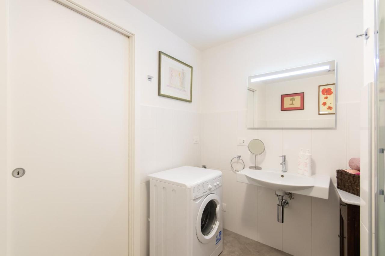 Charming Studio Near Piazza Castello By Wonderful Italy Turin Extérieur photo